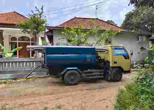 sedot WC Malang